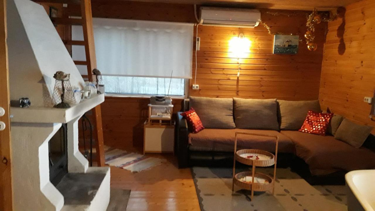 Kapteni Holiday House Paatsalu Exterior photo
